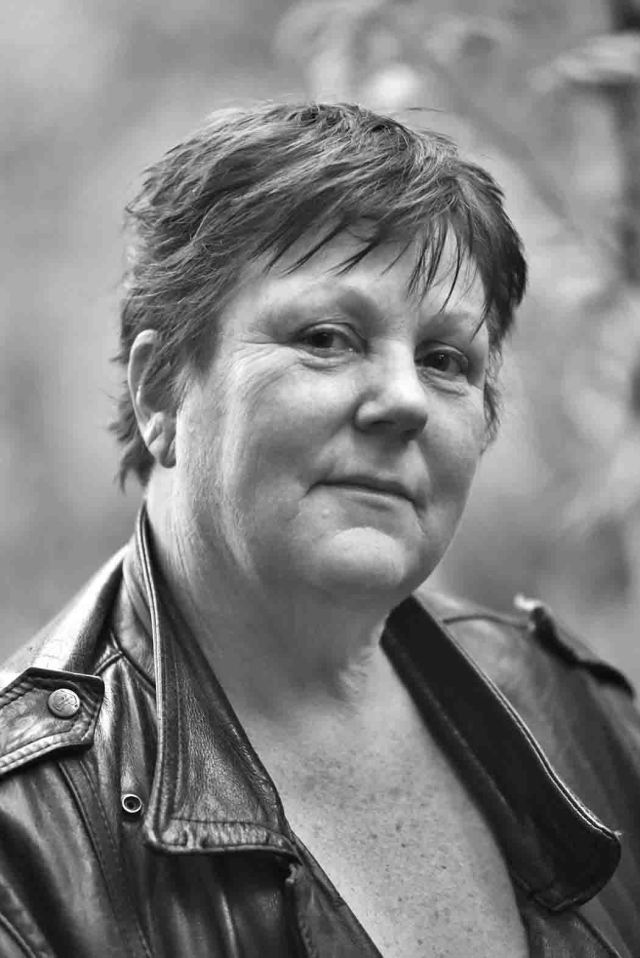 head shot portrait photo mazz bw